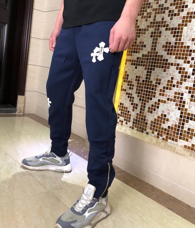 Ch20 Spring/Summer European-style Casual Pants, creating a handsome and stylish