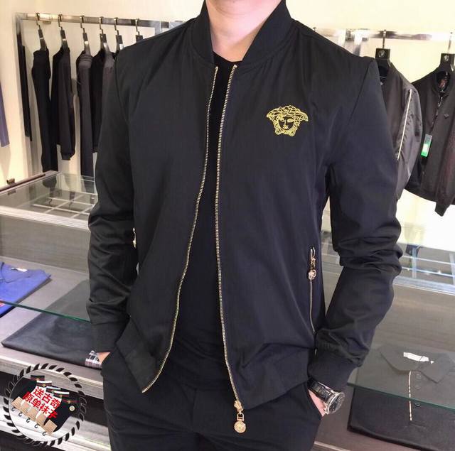 Versace Spring New Arrival Original Jacket, High-Standard Customization, Very S