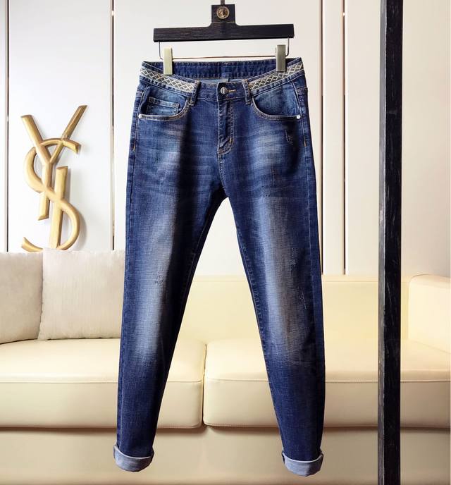 Burberry Jeans - Top-quality imported original jeans, crafted with original mat