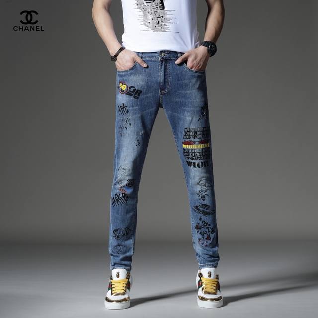 Chanel's latest boutique style, first release! High-end fashion jeans that insta