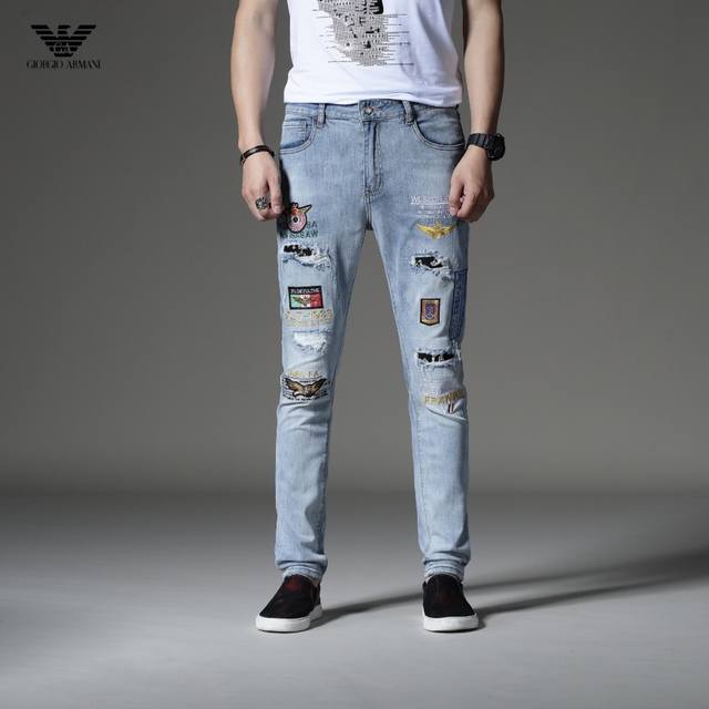 Armani's latest boutique style, first release! High-end fashion jeans that insta