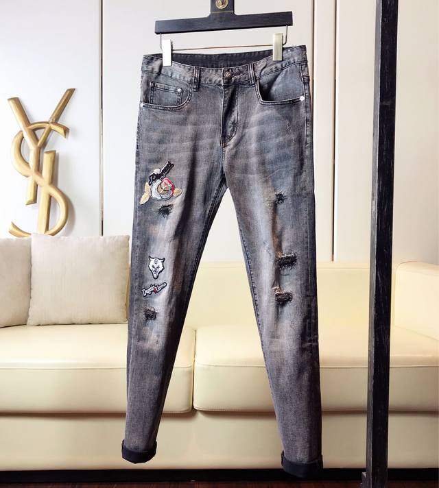 Dolce & Gabbana Jeans - Top-quality imported original jeans, crafted with origi
