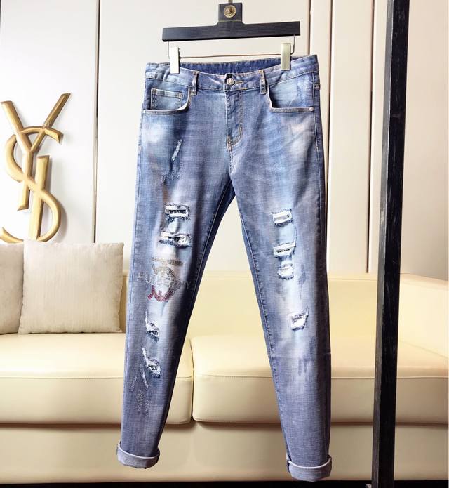 Burberry Jeans - Top-quality imported original jeans, crafted with original har