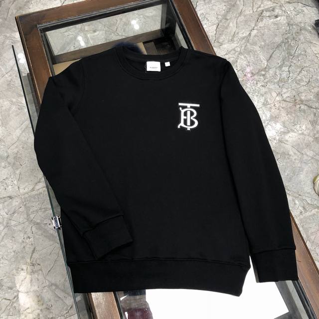 In stock, dropshipping available. Burberry. Latest sweatshirt. Exclusive logo s