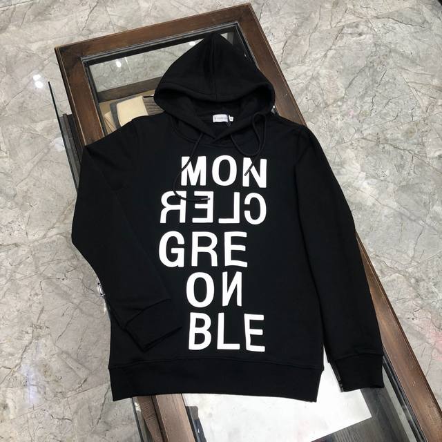In stock, dropshipping available. Moncler latest pullover sweatshirt. Exclusive