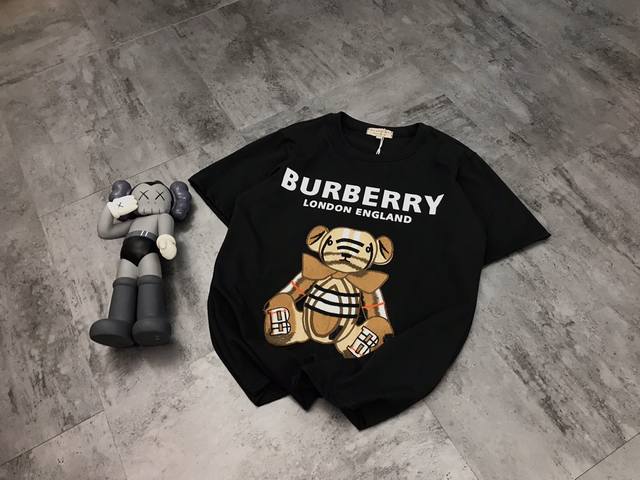 Burberry Summer New Trendy Plaid Embroidered Teddy Bear Couple Short-Sleeve Top.