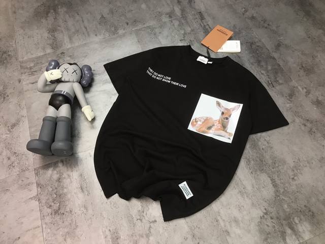 This Burberry Instagram-famous deer print T-shirt is absolutely gorgeous! The l