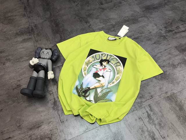 Gucci Ss New Sailor Moon T-shirt. Stylish round neck design flatters the necklin