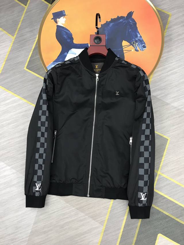 Lv Original quality item, Spring/Summer 2680, coming soon to boutiques. A cool a