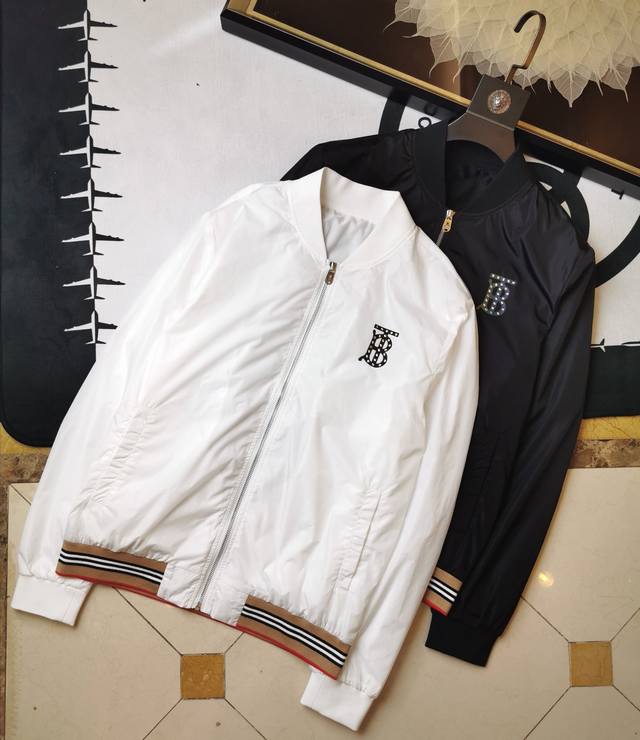 Early Spring Series Men's Trench Coat Jacket: A stylish and luxurious piece. Ma