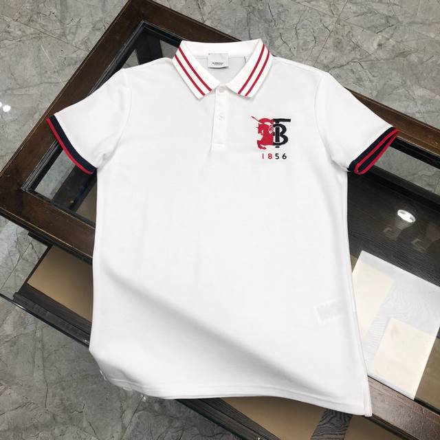 In stock, dropshipping available. Burberry Spring/Summer collection, latest men