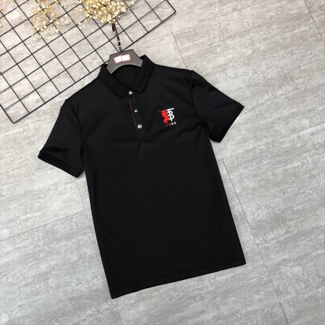 Highly recommend Burberry's 20SS Spring/Summer new polo shirt with a turn-down
