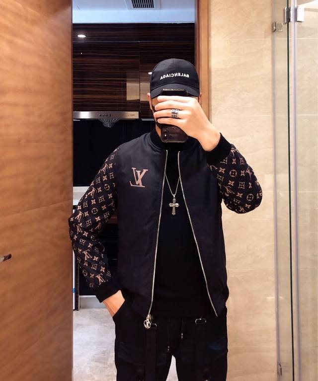 Returns and exchanges accepted for next year's Louis Vuitton Spring/Summer 2023