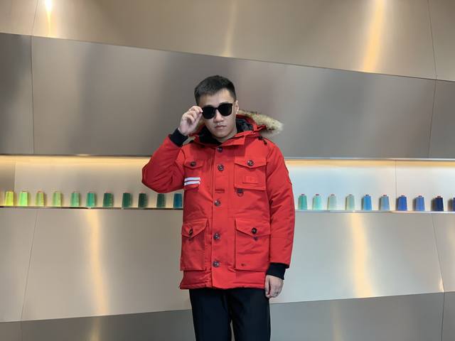 Canada Gooes Anniversary Edition : Red Unisex High-end: 650 Raccoon Fur 780 Wol