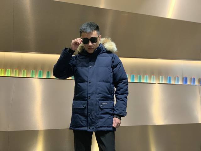 Canada Gooes 30 Styles : Navy Blue Men's Mid-range: Raccoon Fur 710 Wolf Fur Fa