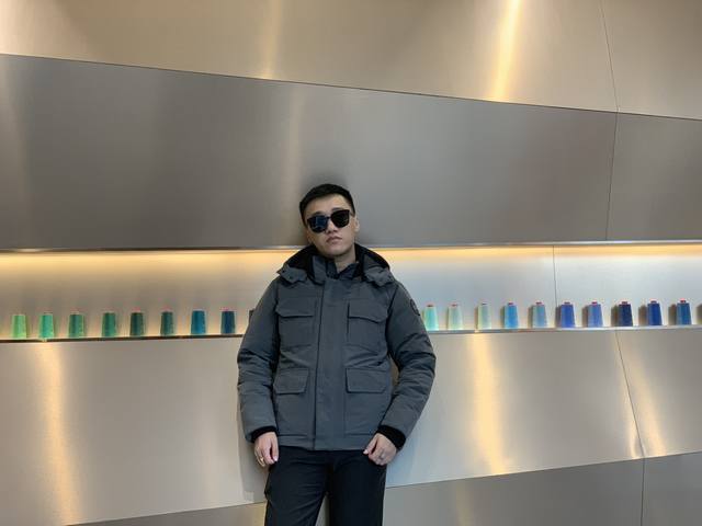 Canada Gooes 2026 Styles : Iron Gray Unisex High-End: Factory Direct Supply: Su