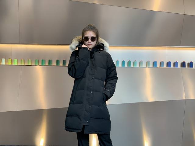 Canada Gooes 15 Styles : Black Women's High-end: Raccoon Fur 650 Wolf Fur Facto