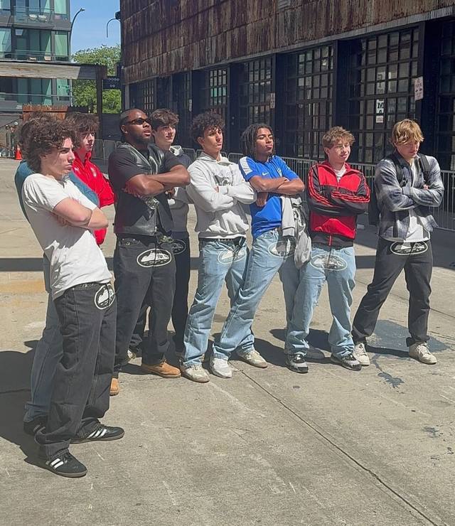 8015# Corteiz Alcatraz basic jeans price adjustment Black Blue SML XL