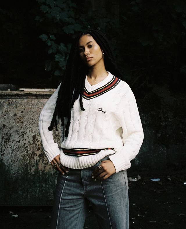 5007#Heavyweight V-neck sweater Black/White S-XL