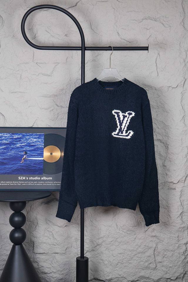 Style No.: M285 Louis Vuitton Classic Logo Pullover Sweater (Highest Version on