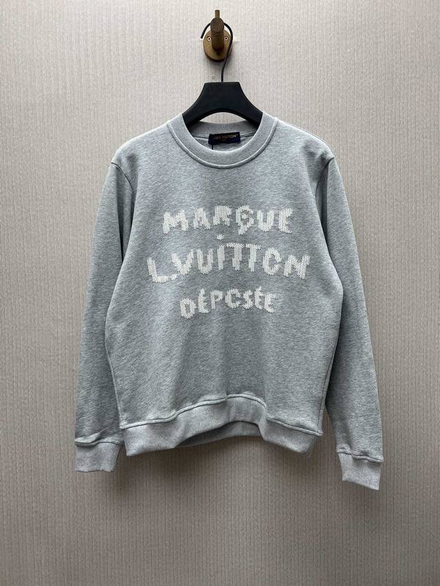 New 25Ss Embroidered Sweatshirt from L'Vuitton. This sweatshirt is made of soft