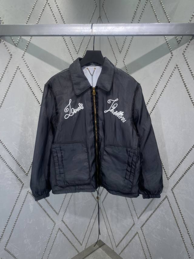 Louis Vuitton's new 24Ss belted jacket features a semi-transparent layered fabr