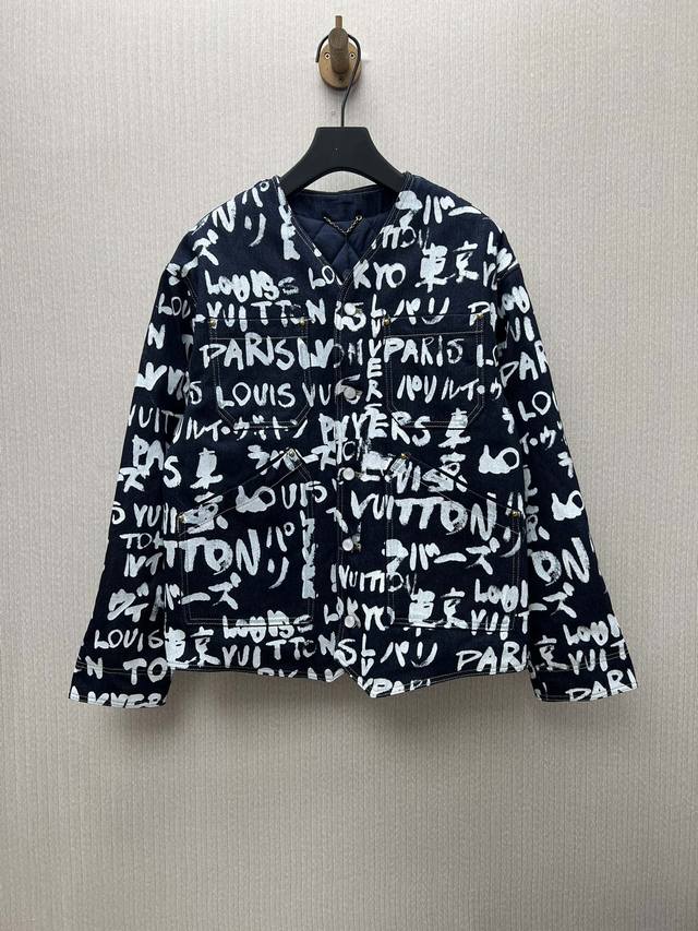 This new Louis Vuitton 25Ss denim jacket is from the 2025 Fall/Winter collectio