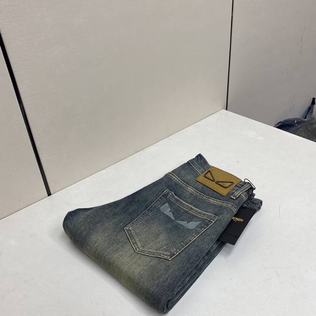 Top-tier wide-leg version. 2025 Autumn/Winter European boutique new arrival, sup