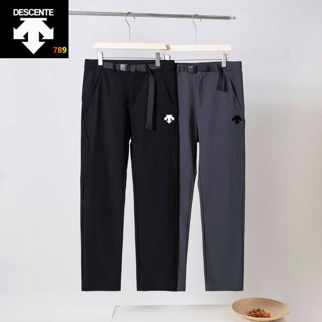 Descente Autumn New Men's Sports Casual Pants A really rare find, highly recomme