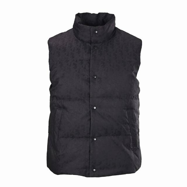 Dior Dior Cd Monogram All-over Print Subtle Pattern Down Vest The fabric utilize
