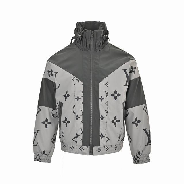 Louis Vuitton 24Fw monogram trench coat. Original purchase, immediate pattern ma