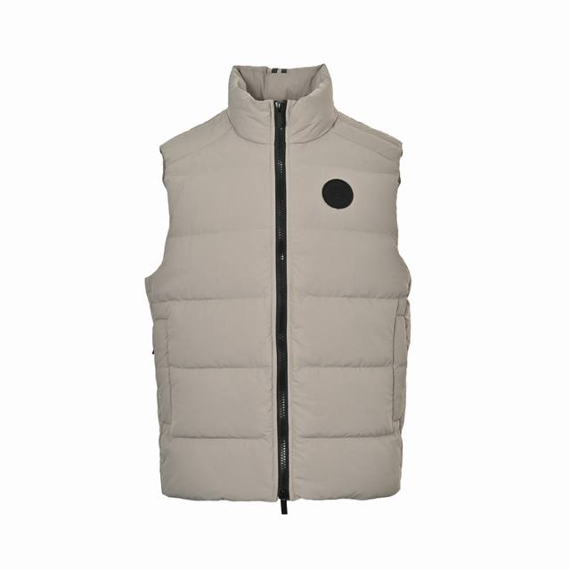 Canada Goose Cg Black Label Stand Collar Down Vest. Made with high-quality prote