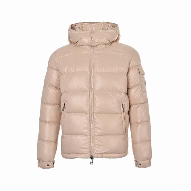 Moncler Classic Maya Down Jacket (90% White Goose Down) Description: Influenced