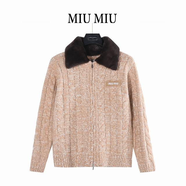 Women's Miu Miu 25Fw Mink Collar Fur Wool Zip-Up Jacket. Made from 100% wool, t
