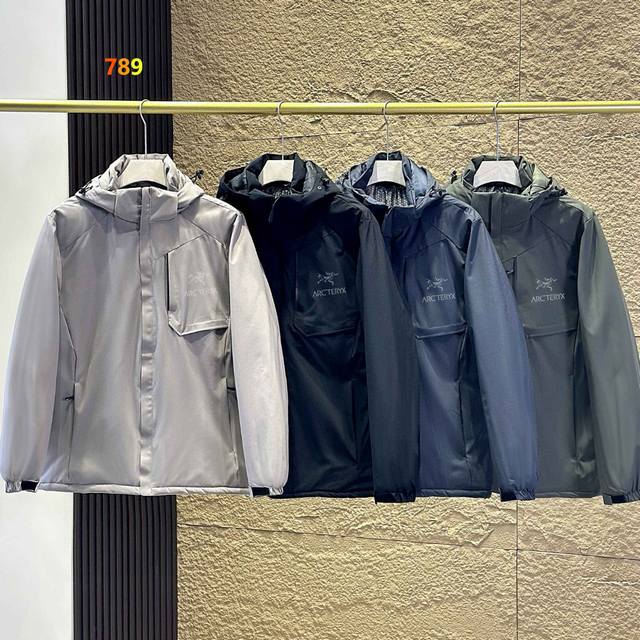 Arc'teryx Hooded Cotton-padded Jacket, made with thin cotton fabric and filled