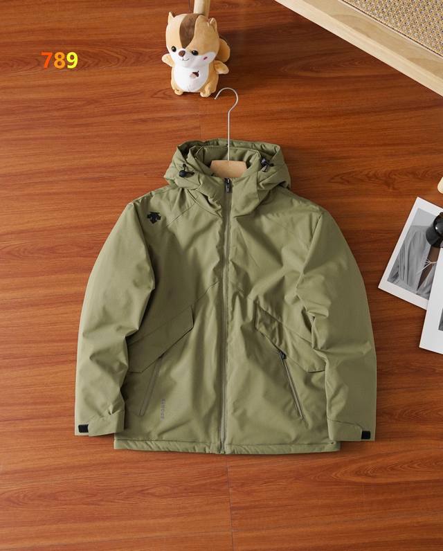 Descente - Men's and Women's Outdoor Windproof and Water-Repellent Winter Thicke