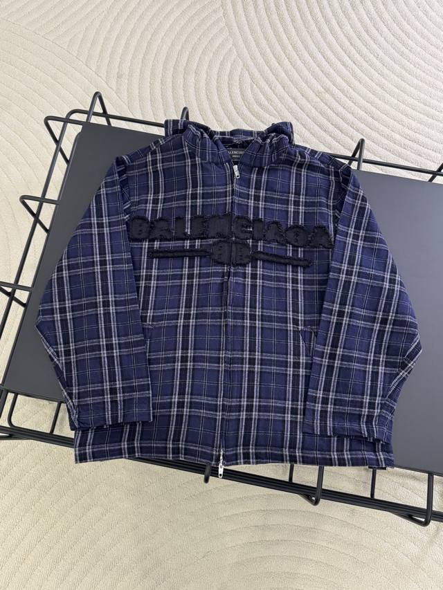 K567# Balenciaga Blcg 25Fw 88 Blue Checkered Appliqu