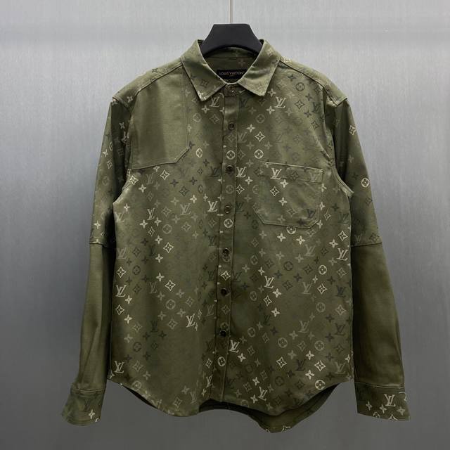 Lu Camouflage Monogram Patchwork Shirt Size: S-XL This workwear jacket-style shi