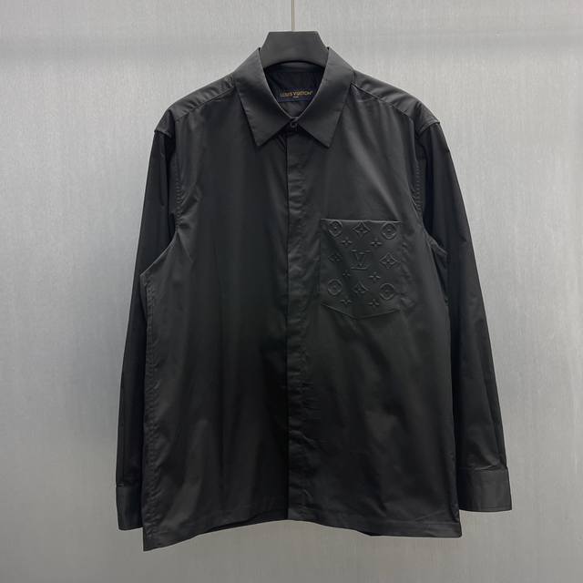 Lu Embossed White Shirt with Pockets ( ) Size: S-XL ( ) This shirt is made from