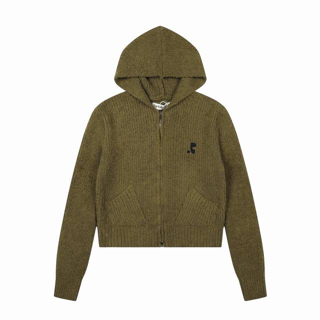 New addition: Dark green Rest&Recreation retro classic embroidered logo soft te