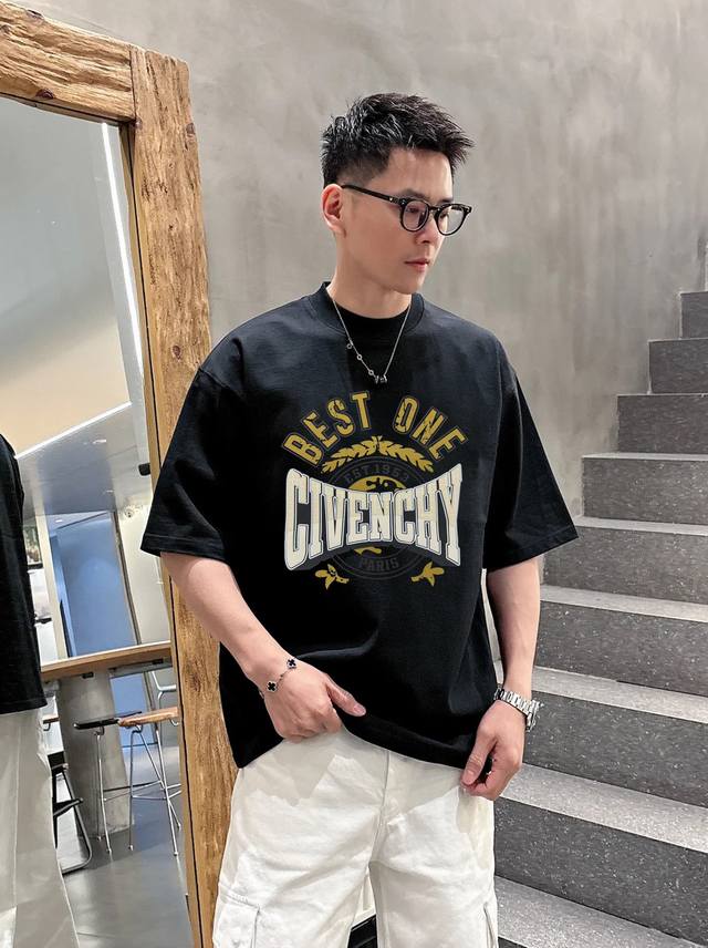 Givenchy Best One Print T-Shirt, Unisex! This Best One series printed T-shirt fe