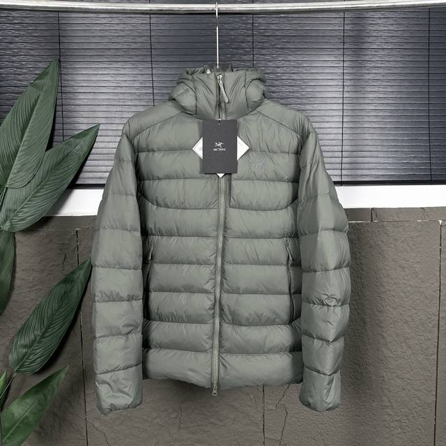 Top Exclusive Real Shot Arcteryx Men's and Women's Thorium Hoody Solid Color Hoo