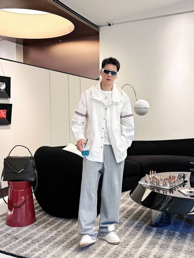 Jacket p, Pants p280. Latest men's hat and must-have jacket from Taobao. Cotton