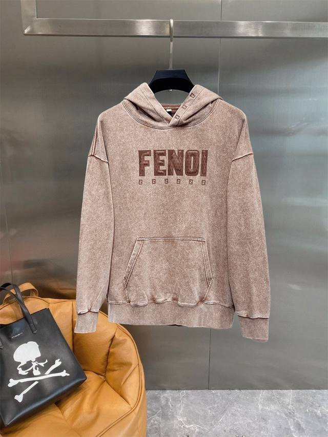 Fendi 2025 Autumn/Winter New Long-Sleeved Hooded Sweatshirt, High-End Version! C