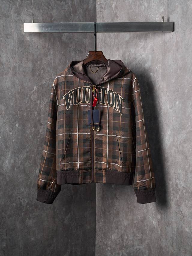 Real item hanging photo LV Louis Vuitton 3D Embroidered Logo Jacquard Hooded Jac