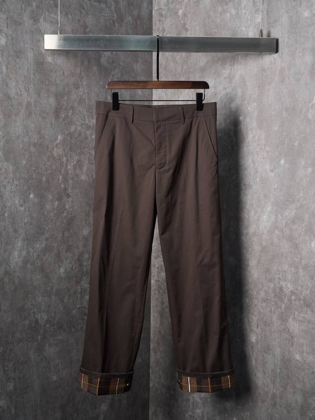 Real item hanging photo LV Louis Vuitton woven ribbon embroidered logo check cas