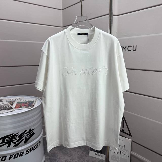 LV Louis*2025 Spring/Summer New Style Personalized Embroidered Letter Crew Neck
