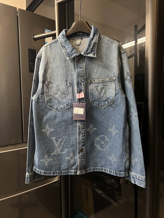 Matching trousers available the next day. Louis Vuitton 26Fw Capsule Collection