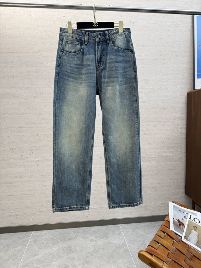 Lv25S Autumn/Winter Men's Straight Leg Jeans. Made of cotton denim, these jeans
