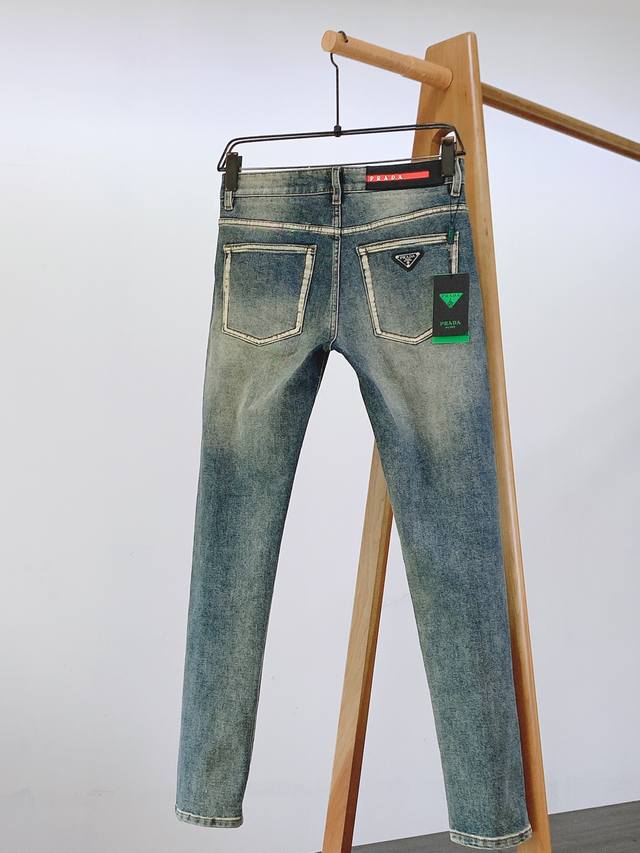 Prada 2025Fw Early Autumn New Arrival Casual Washed Denim Jeans: Luxury Genes i